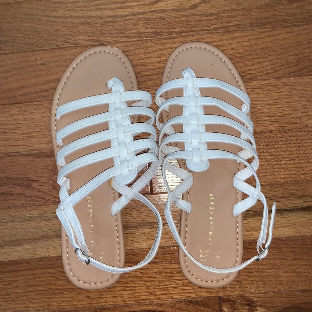 WHITE SANDALS